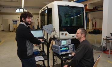 Experimentelle Arbeiten der Funkdatenübertragung