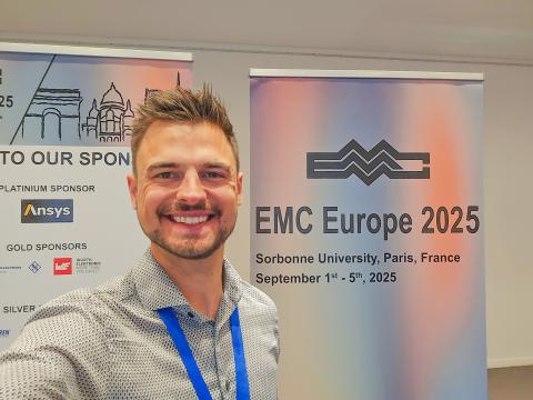Maximilian Hollenbach bei der EMC Europe 2025